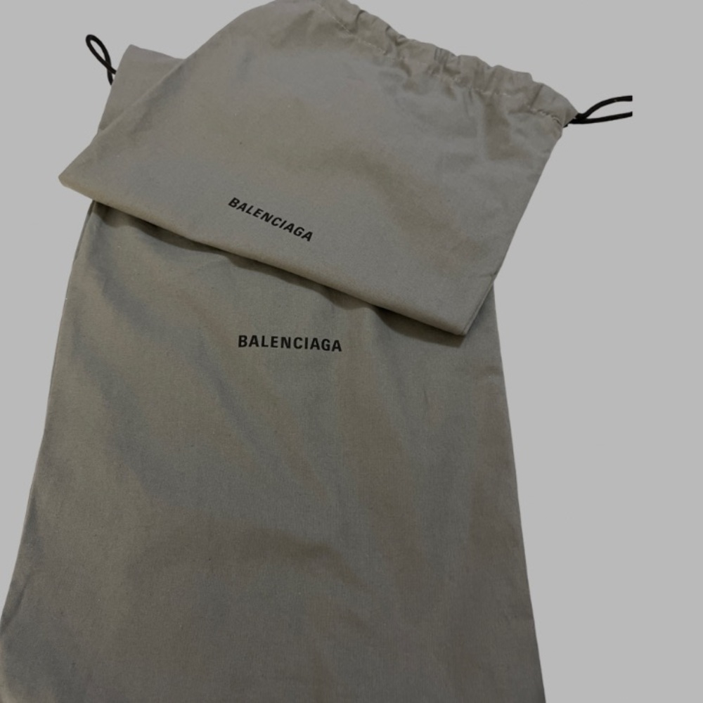 NWT BALENCIAGA Leather Elegant White Mules Size 38 - Picture 16 of 16